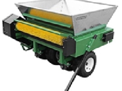 TD1500拖挂式覆沙机