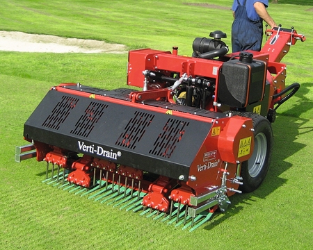 Verti-Drain 1513+Carrier自走式打孔机